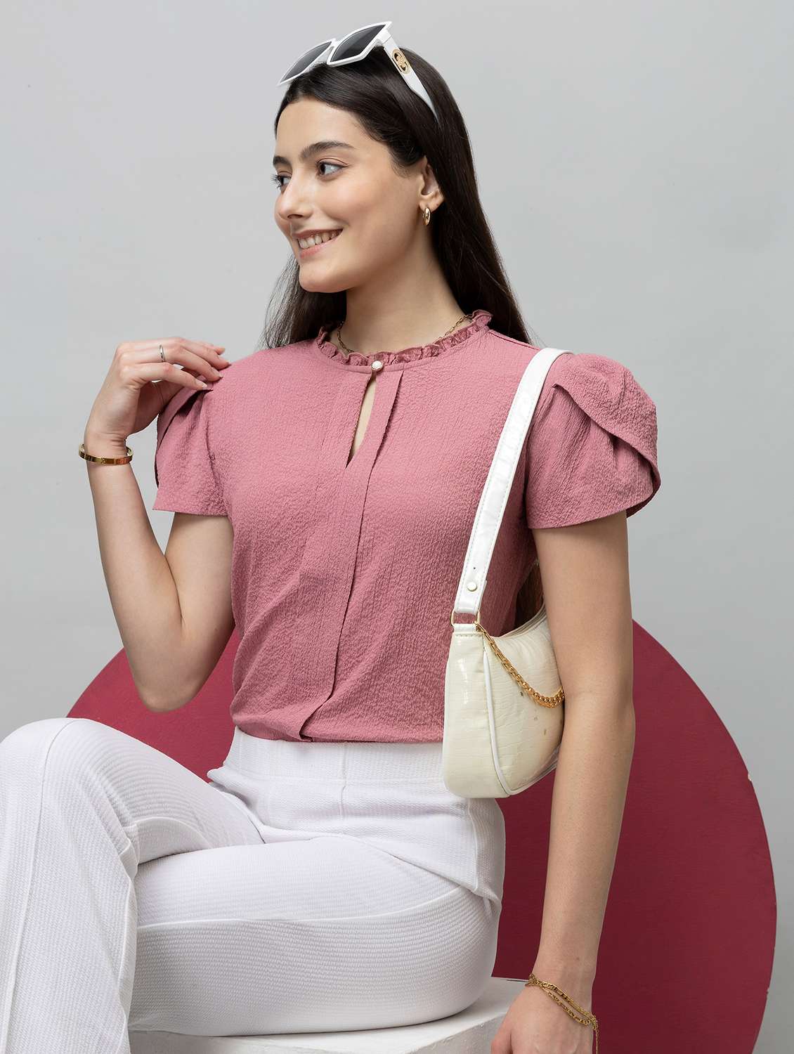 women solid tulip sleeve regular top