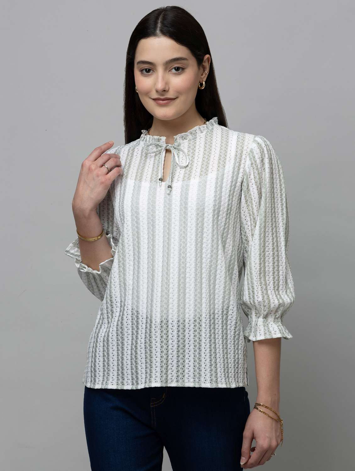 gwomen striped puff sleeev tie-up neck regular top