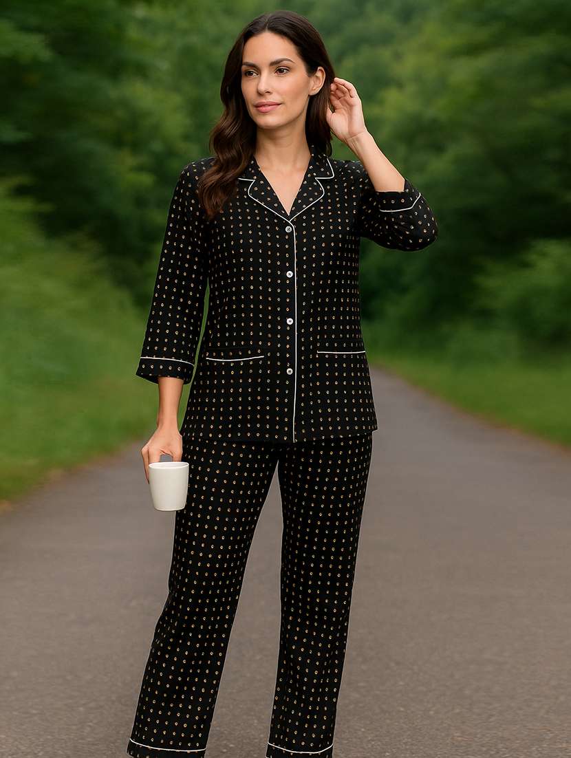 women printed lapel neck pyjama set nightwear - 22079197 - Standard Image - 5