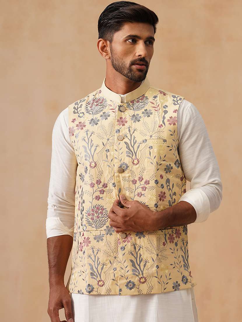 men embroidered mandarin neck nehru jacket