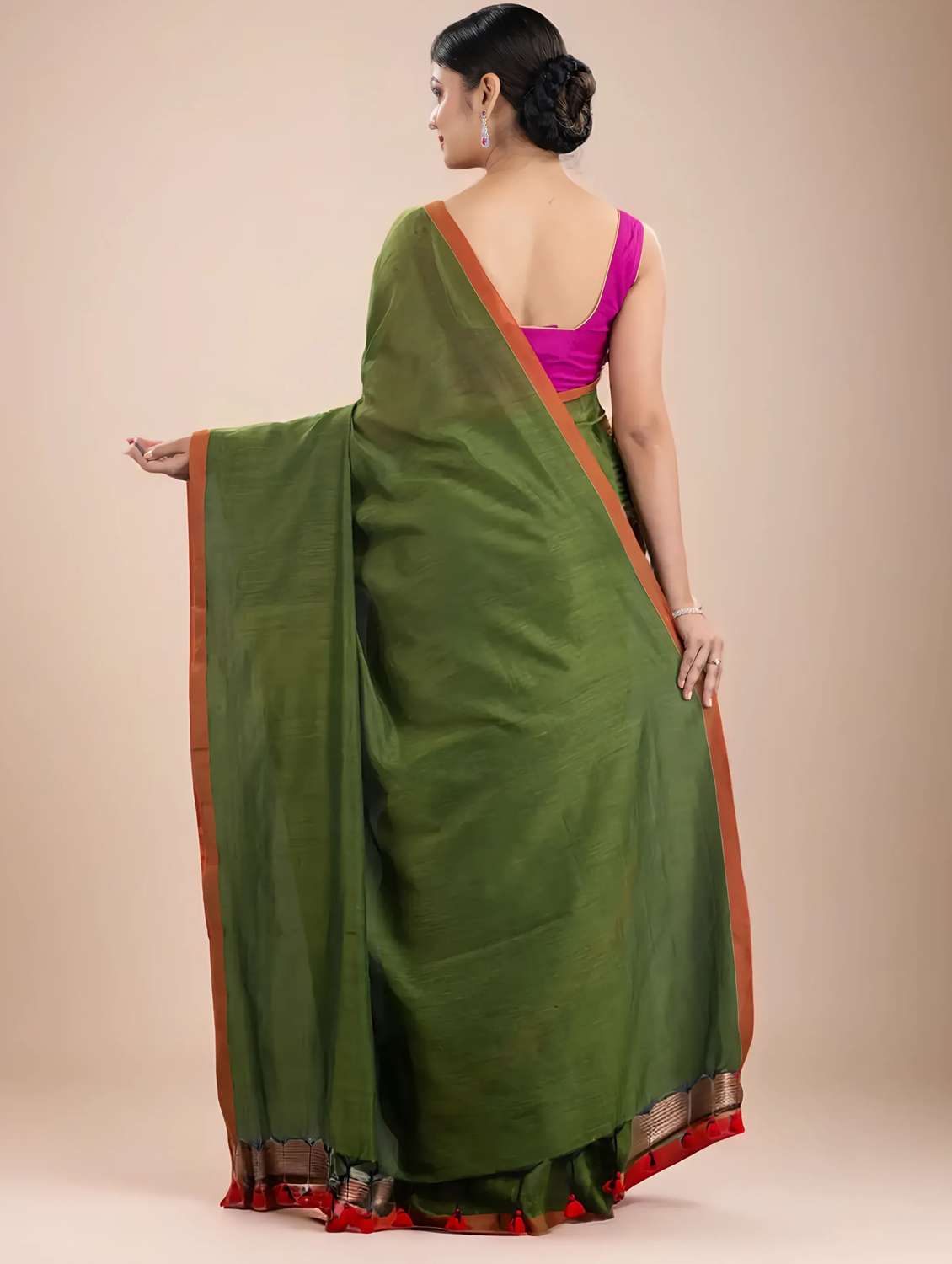 women solid handloom saree with blouse - 22079291 -  Standard Image - 3