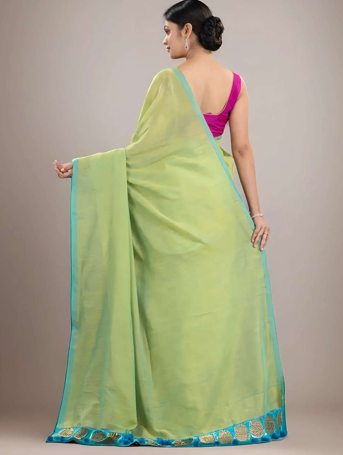 women solid handloom saree with blouse - 22079292 -  Standard Image - 3