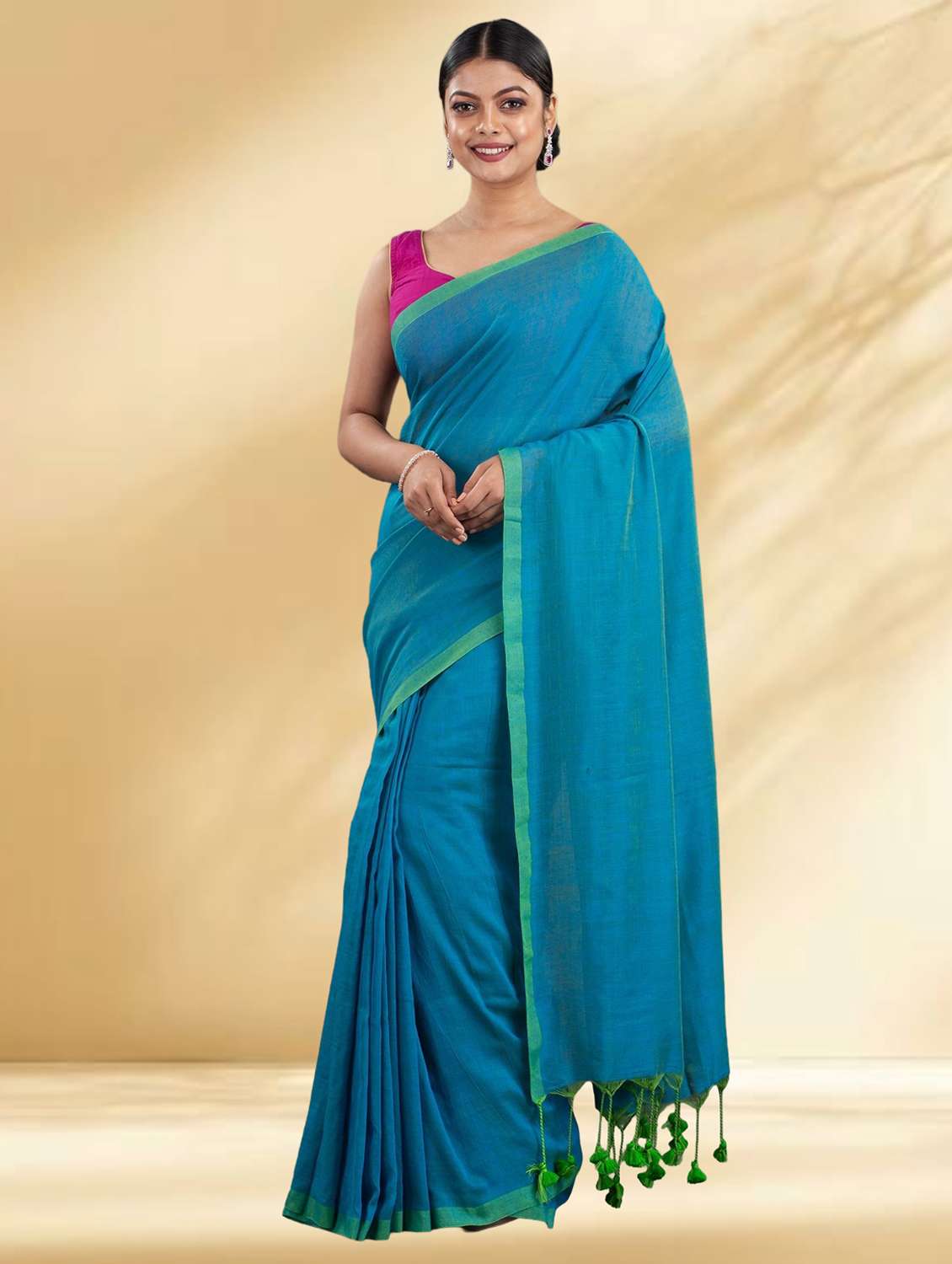 women solid handloom saree with blouse