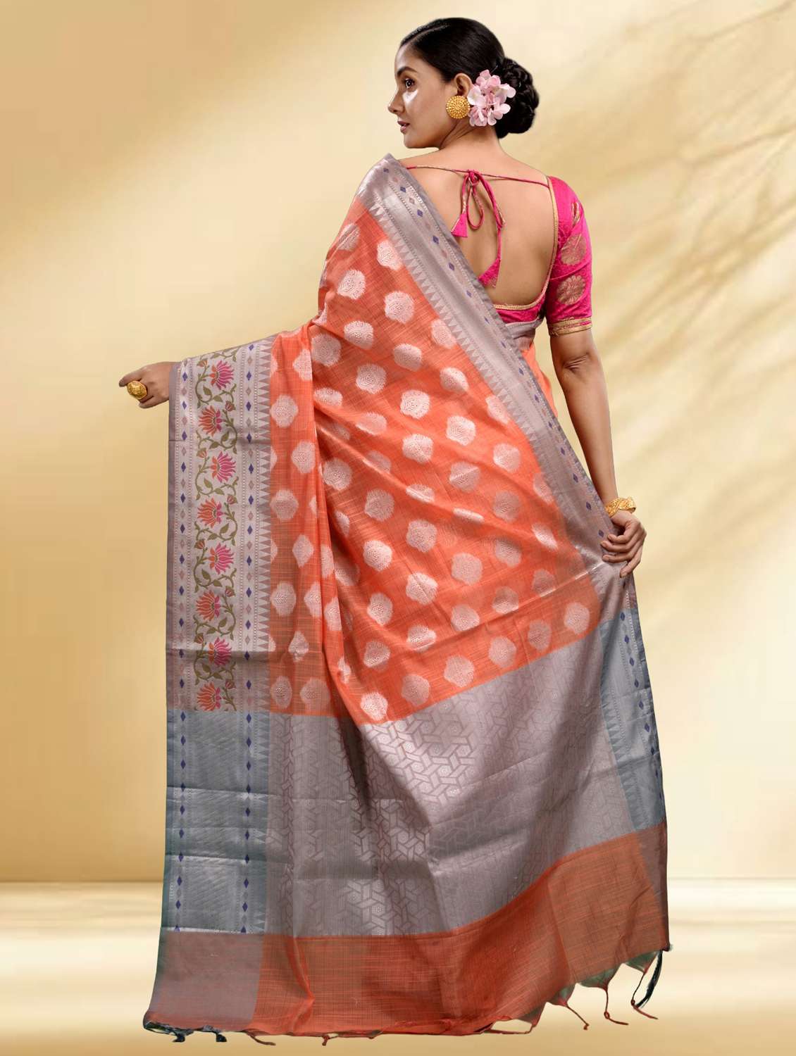 women self design handloom saree with blouse - 22079341 -  Standard Image - 3