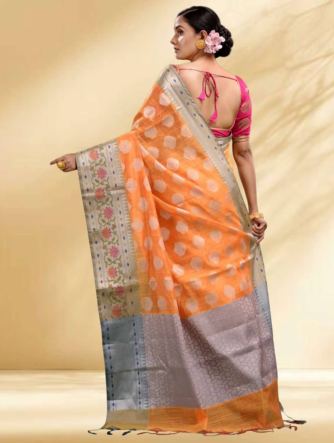 women self design handloom saree with blouse - 22079342 -  Standard Image - 3