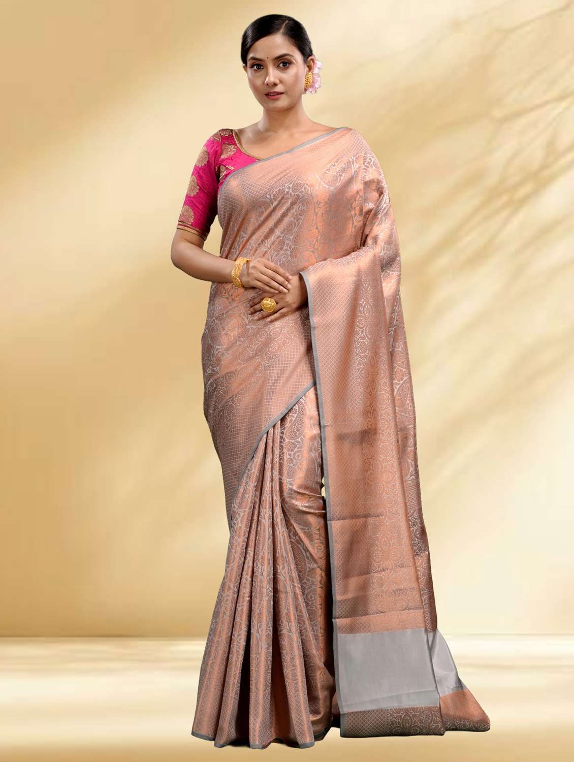 women self design kanjivaram saree with blouse