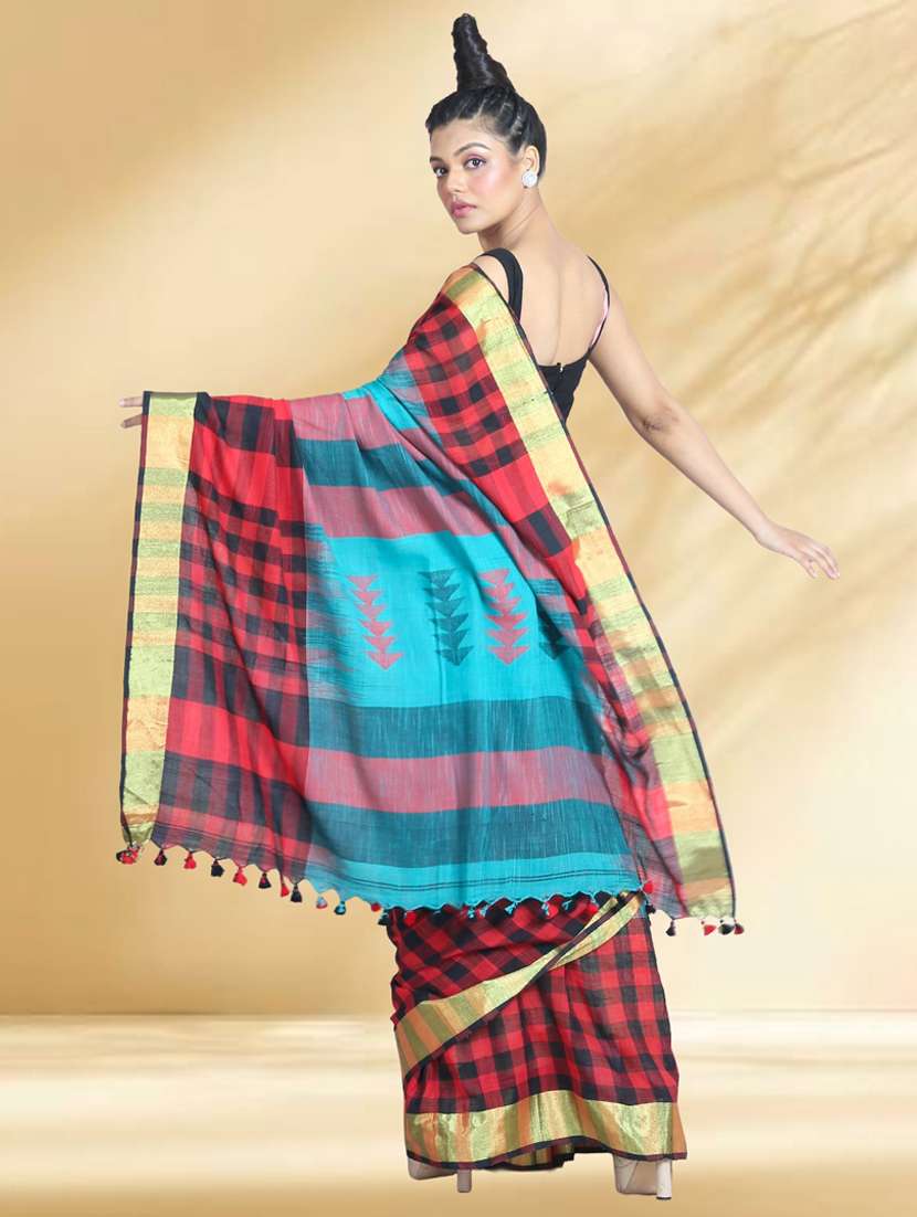 women self design handloom saree with blouse - 22079356 - Standard Image - 3