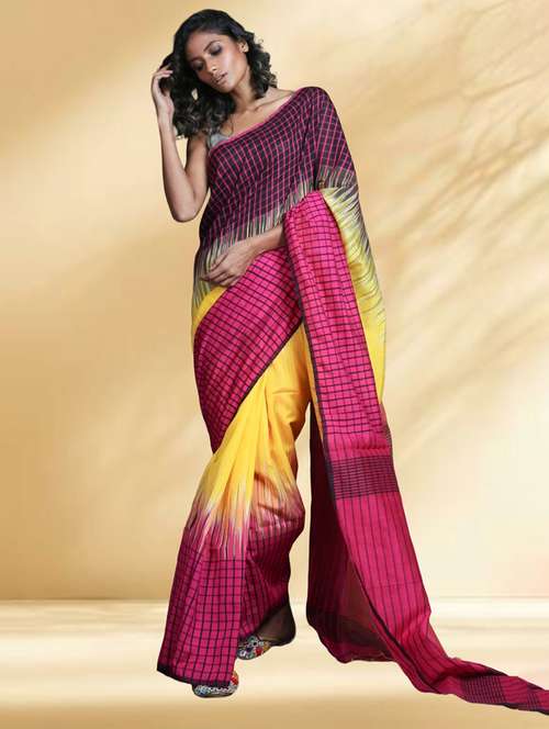 women checkered handloom saree with blouse - 22079358 -  Standard Image - 0