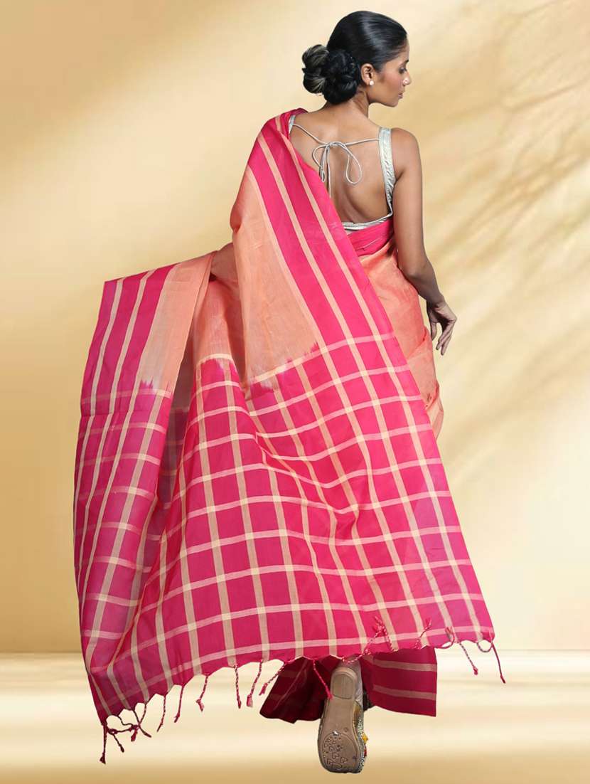 women checkered handloom saree - 22079364 -  Standard Image - 3