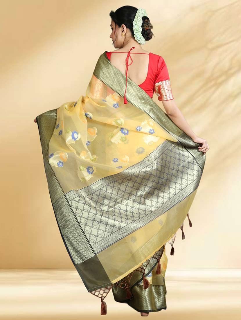 women self design handloom saree with blouse - 22079375 -  Standard Image - 3