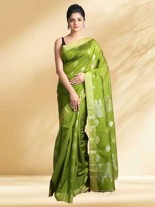women self design handloom saree with blouse - 22079385 -  Standard Image - 0