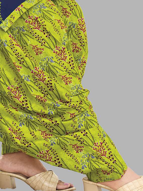 women printed unstitched salwar suit set - 22079494 -  Standard Image - 3