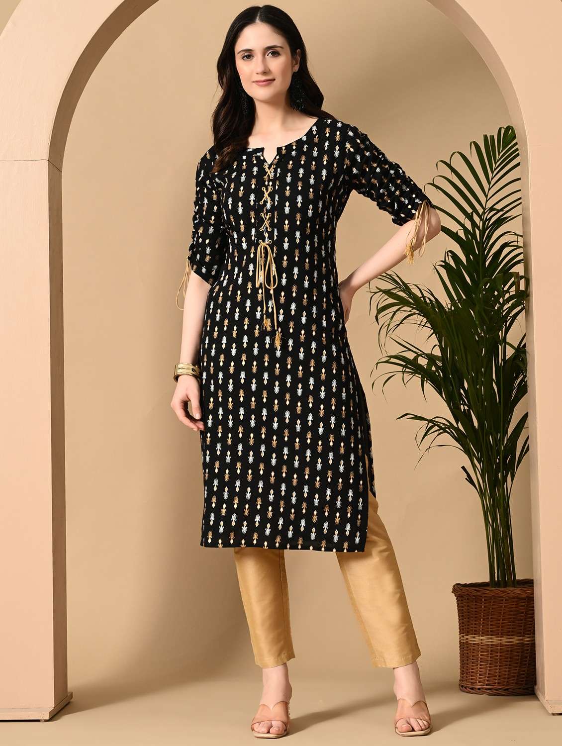 women printed three quarter sleeve straight kurta - 22079741 - Zoom Image - 0