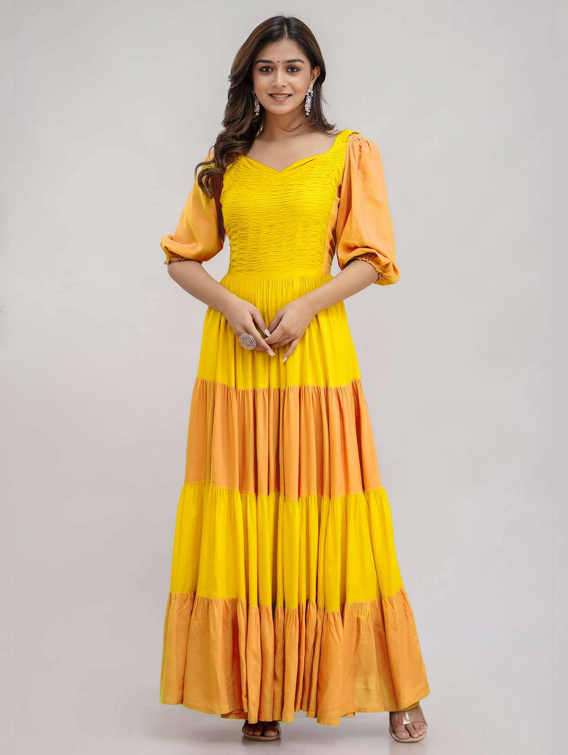 women color block puff sleeve tiered maxi dress - 22079757 - Zoom Image - 0
