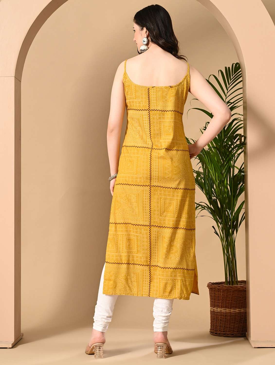 women printed sleeveless straight kurta - 22079758 - Standard Image - 3