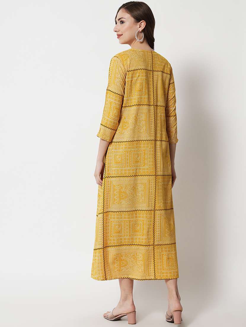 women printed three quarter sleeve ethnic dress - 22079796 - Standard Image - 3