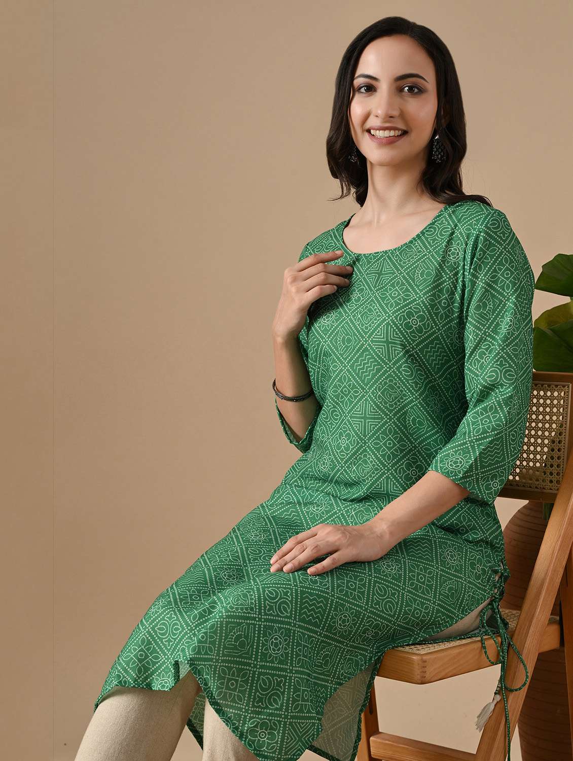 women printed three quarter sleeve straight kurta - 22079798 -  Standard Image - 5