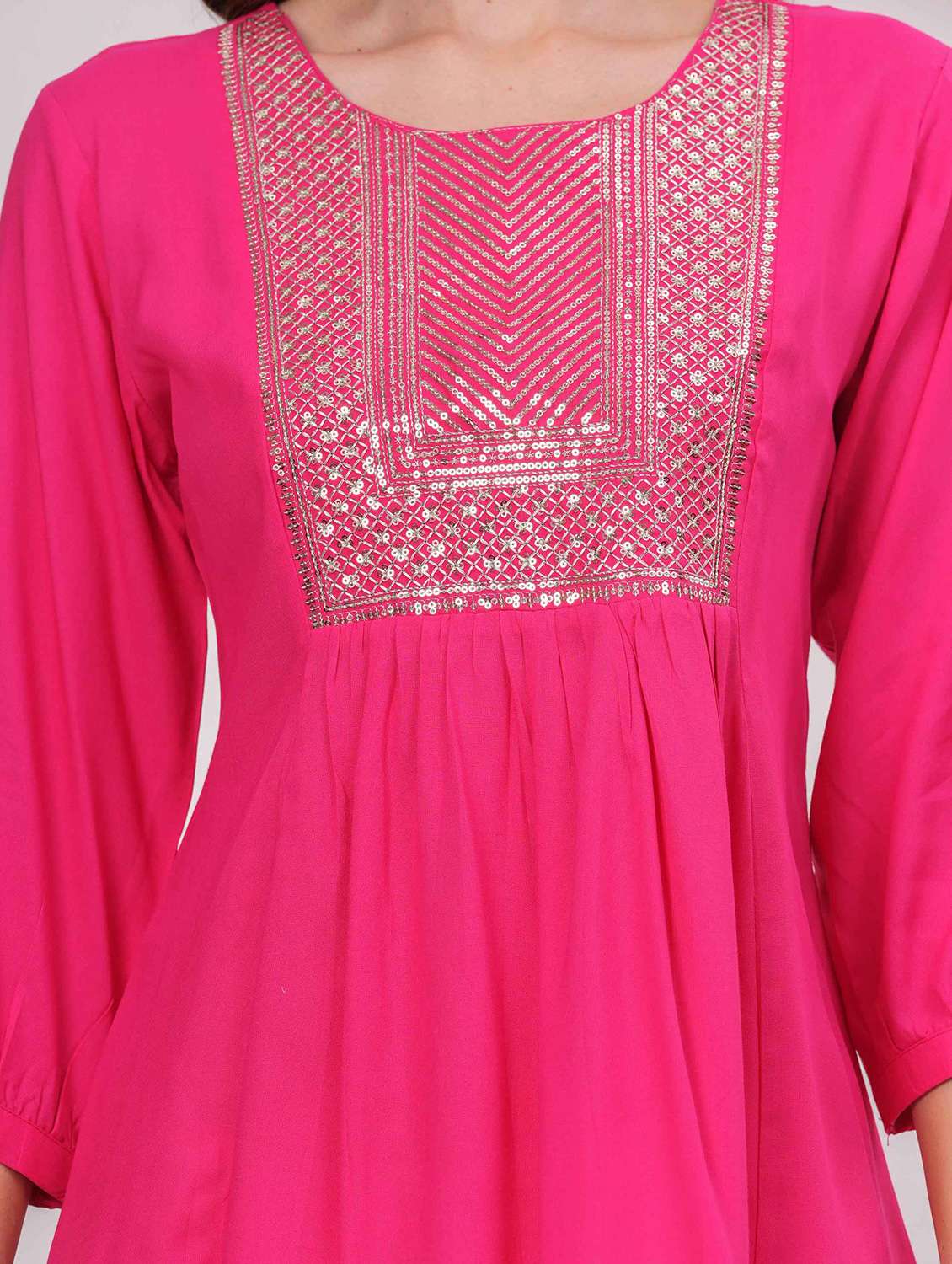 women embroidered three quarter sleeve kurti - 22079818 - Standard Image - 5