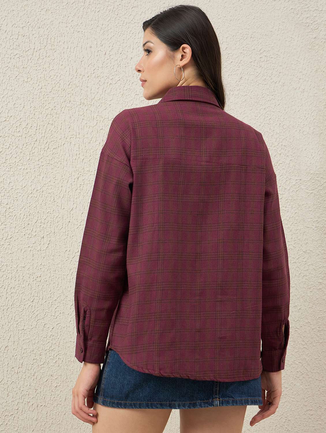women checkered long sleeve collared oversized shirt - 22079870 - Standard Image - 3