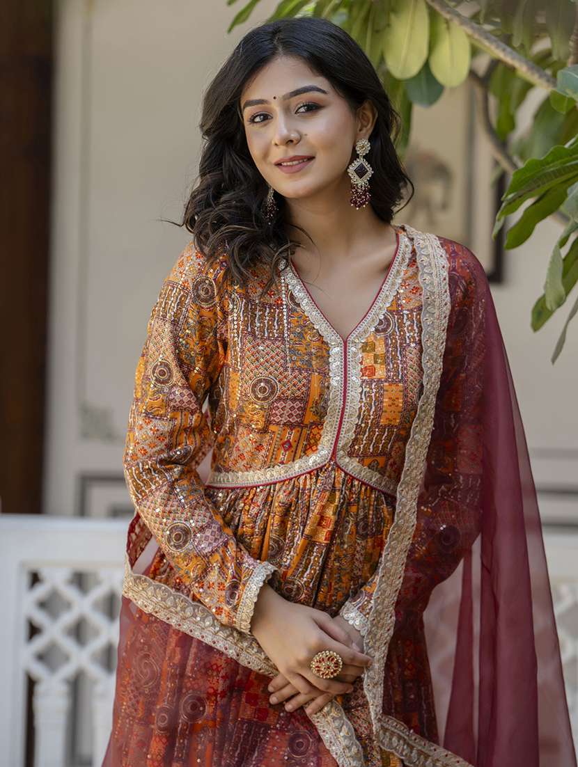 women printed long sleeve kurta with dupatta set - 22079891 - Standard Image - 3