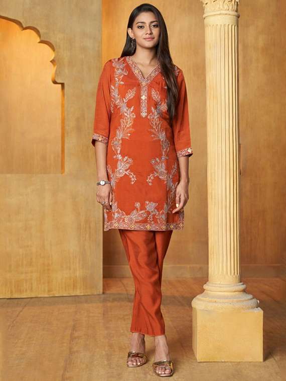 women three quarter sleeve ethnic co-ord set - 22079896 -  Zoom Image - 0