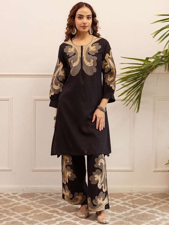 women solid with work three quarter sleeve ethnic co-ord set