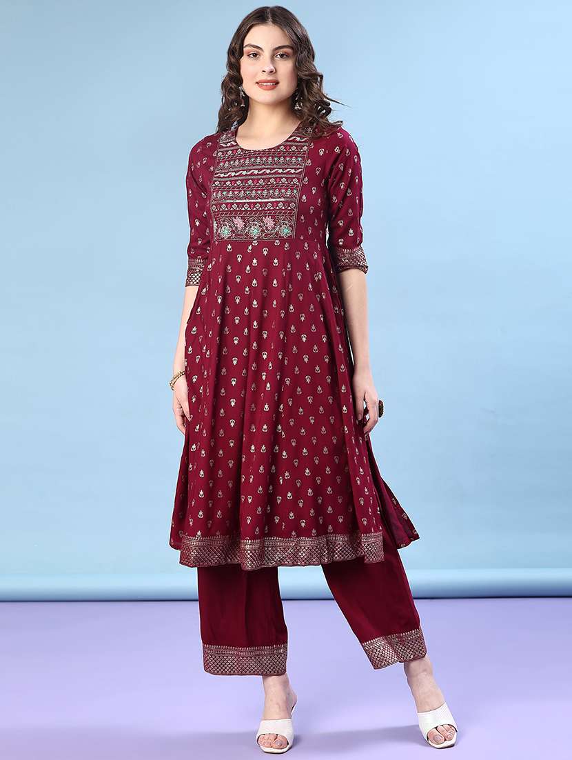 women three quarter sleeve kurta and pant set - 22080156 -  Standard Image - 3