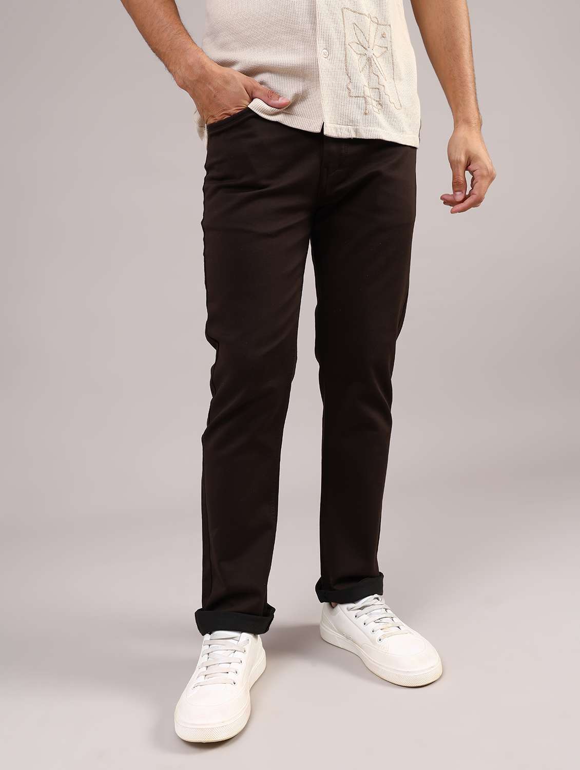 men plain mid rise full length jeans