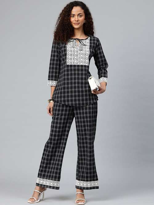 women checkered three quarter sleeve co-ord set - 22080545 -  Standard Image - 0