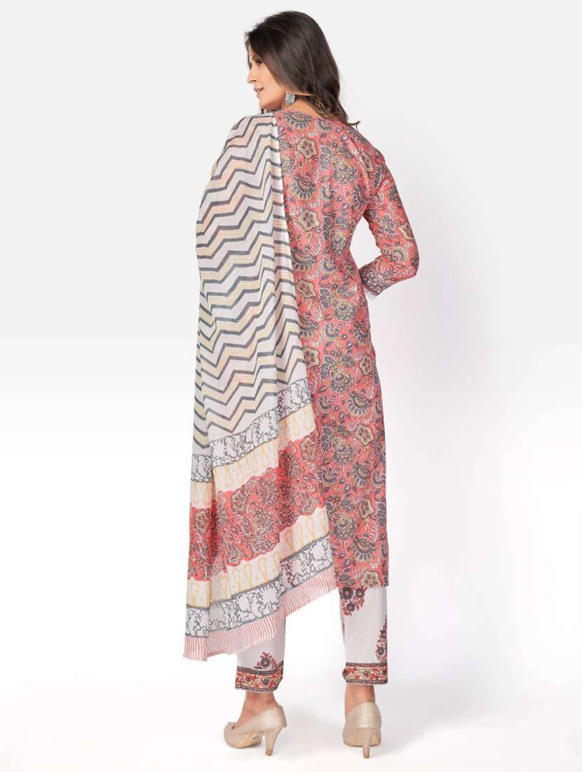 women three quarter sleeve kurta pant with dupatta set - 22080558 - Standard Image - 3