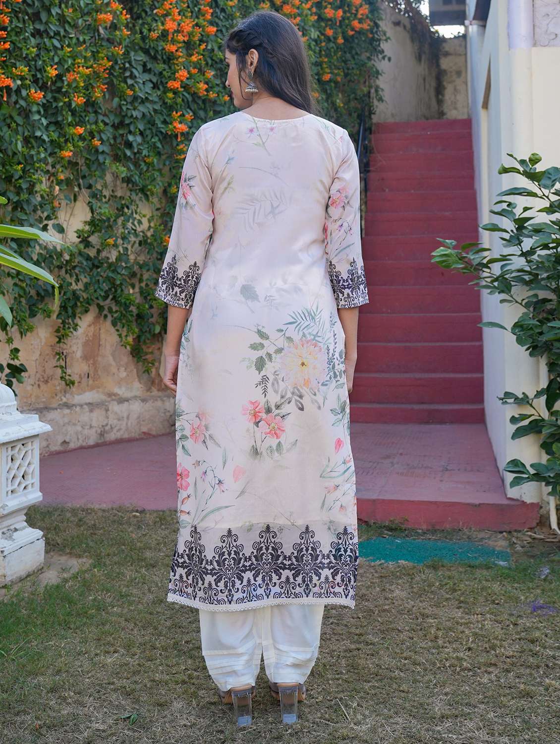 women three quarter sleeve kurta pant with dupatta set - 22080563 - Standard Image - 3
