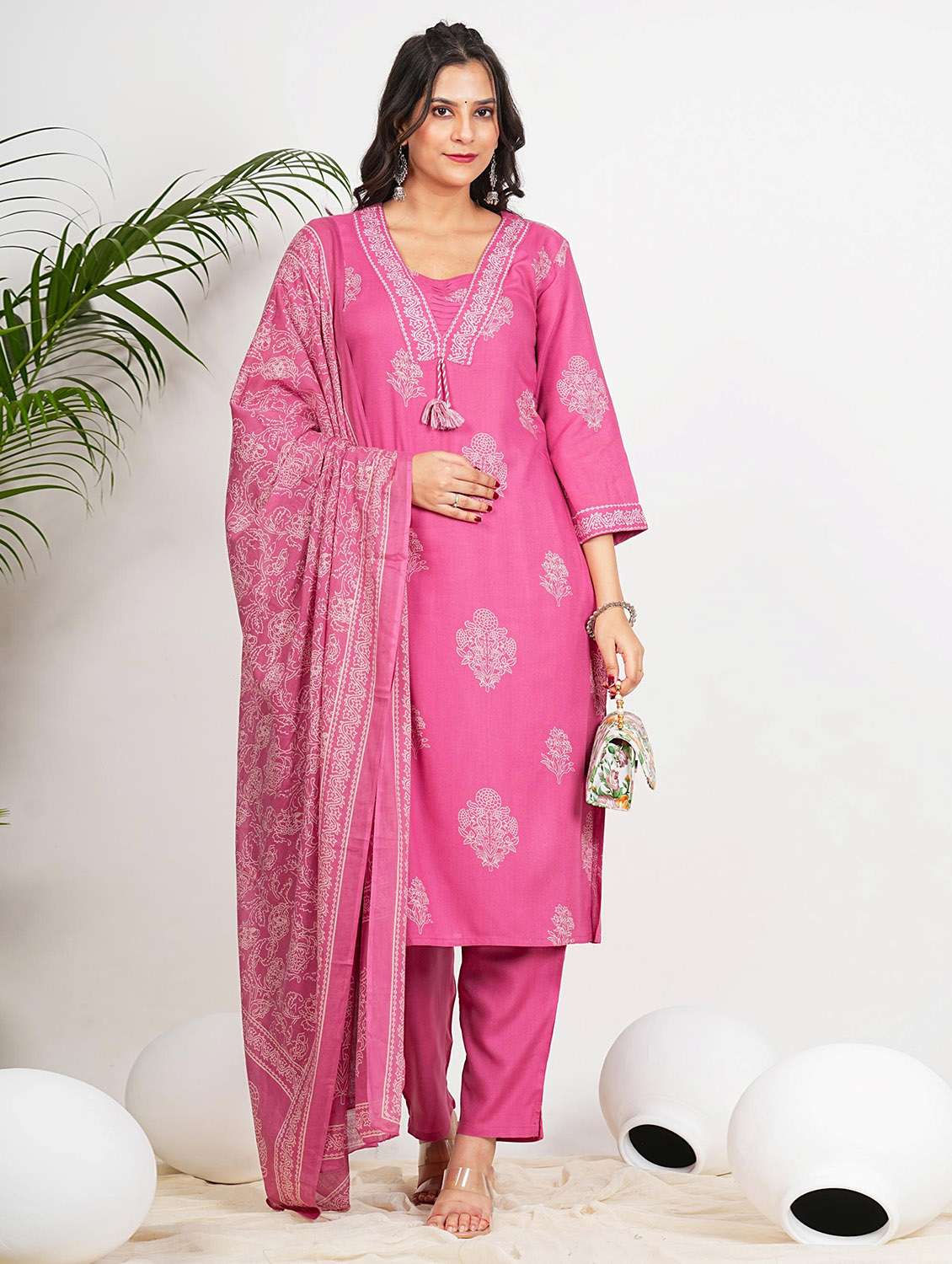 women three quarter sleeve kurta pant with dupatta set