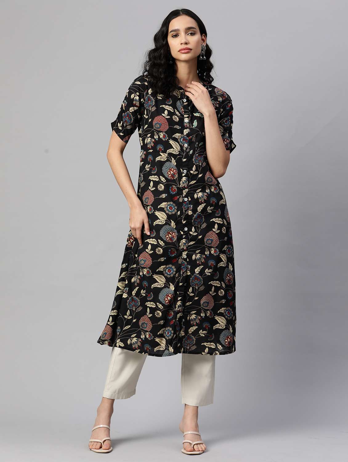 women floral printed short sleeve a-line kurta - 22080566 -  Zoom Image - 0
