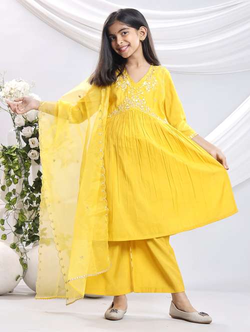 yellow silk blend suit set - 22080675 - Standard Image - 0