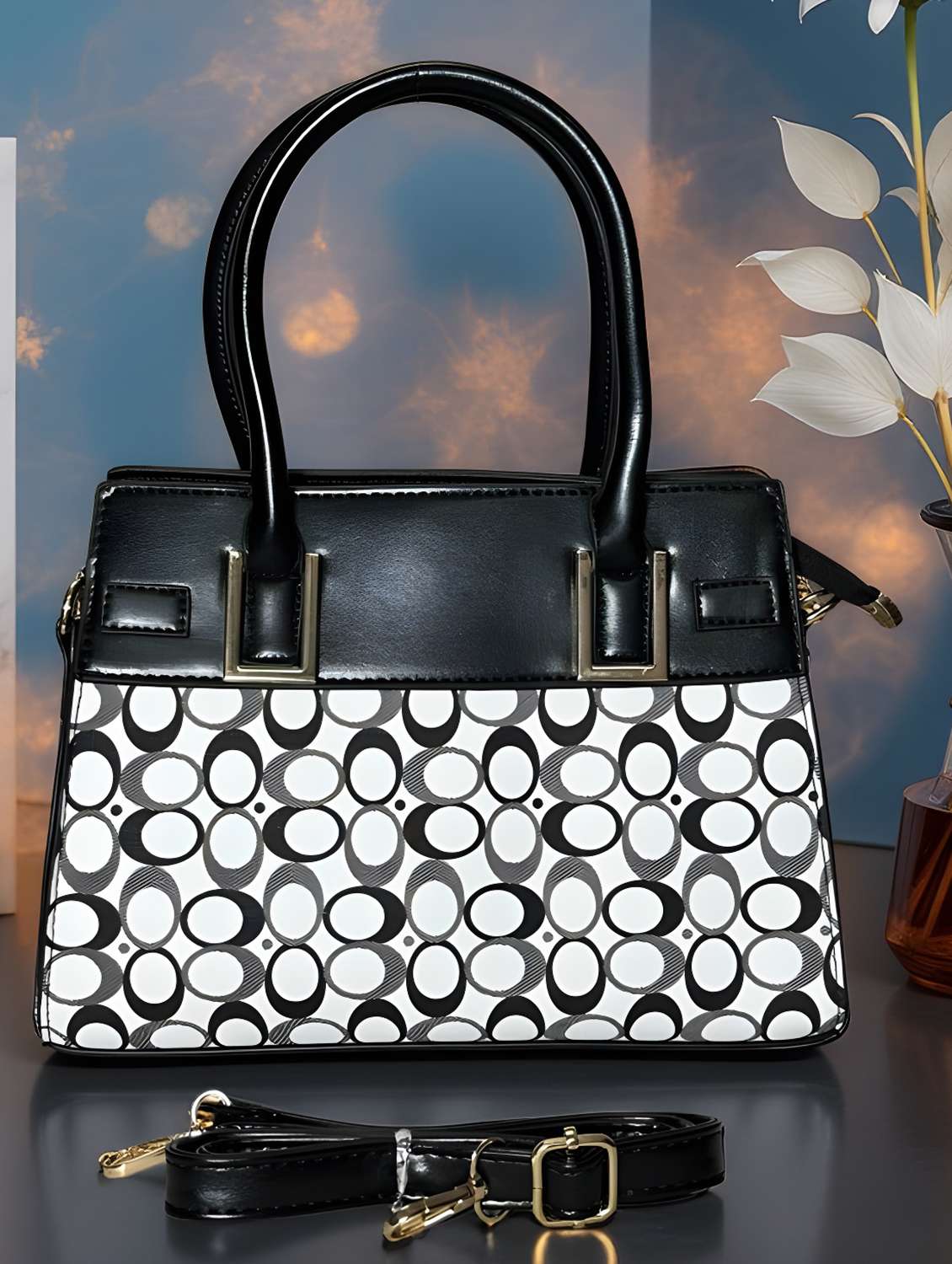 geometric print black and white handbag - 22080791 - Zoom Image - 0