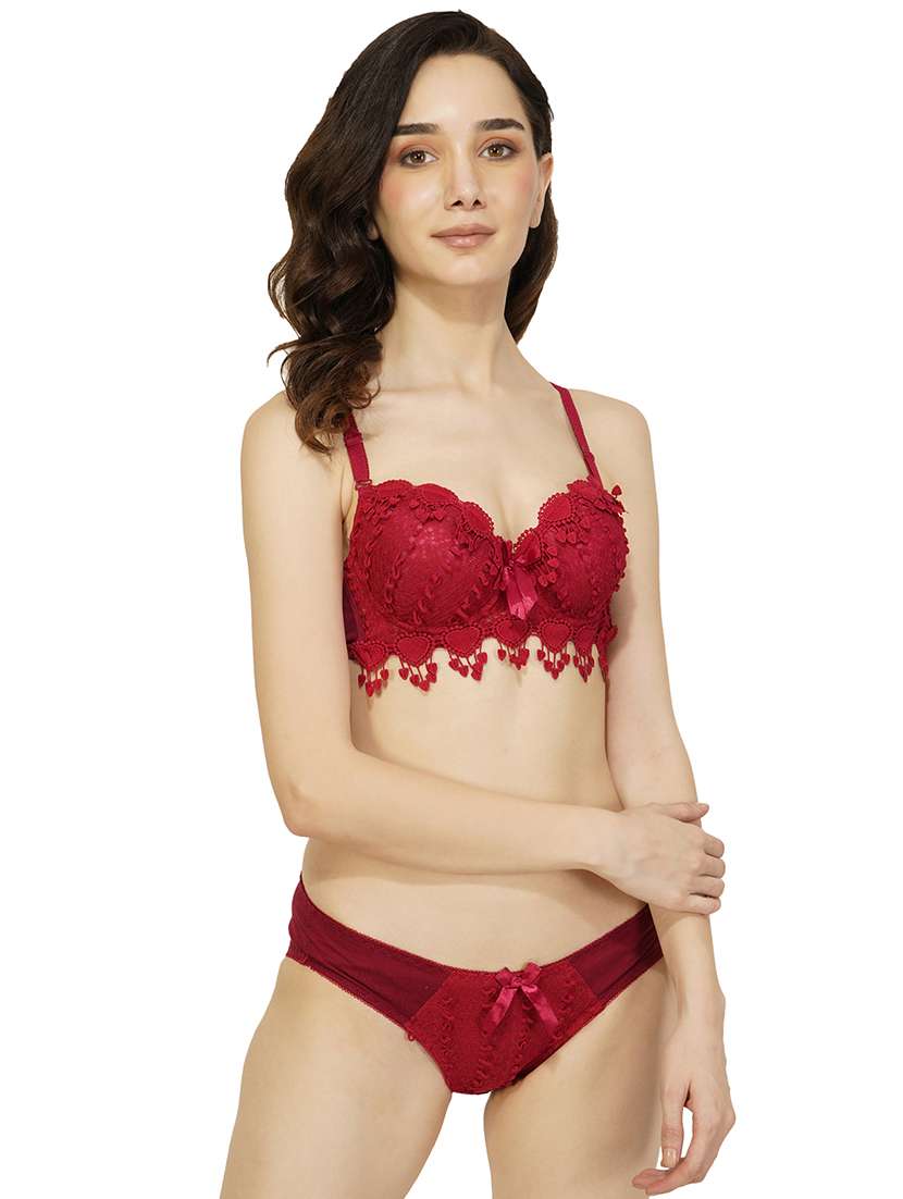 women solid lace bra and panty set