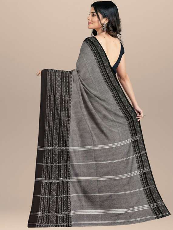 women solid with bordered handloom saree with blouse - 22081646 -  Standard Image - 3