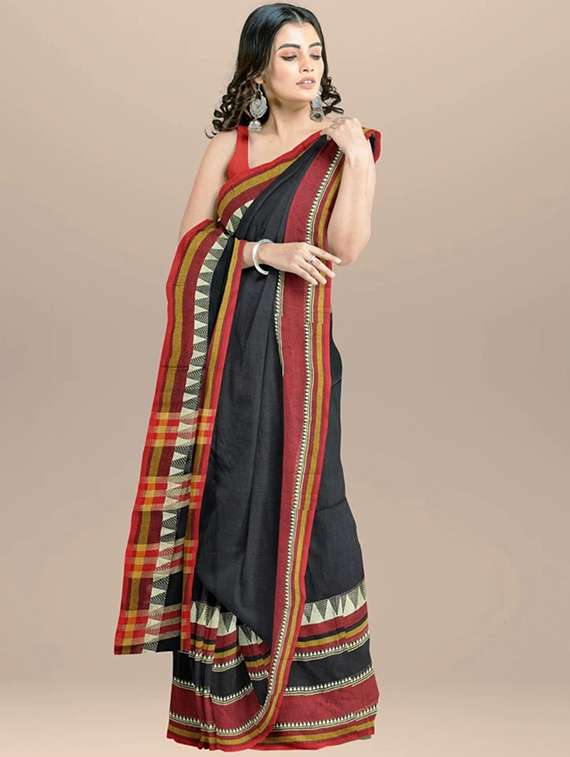women solid with bordered handloom saree with blouse
