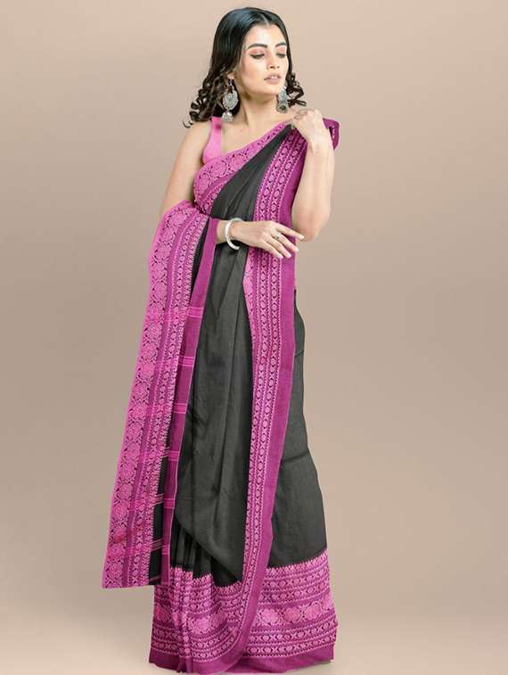 women solid with bordered handloom saree with blouse - 22081897 -  Zoom Image - 0