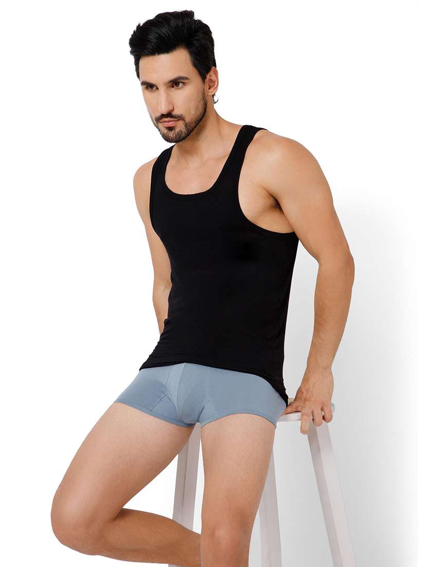 men solid scoop neck vest - 22081984 - Standard Image - 3