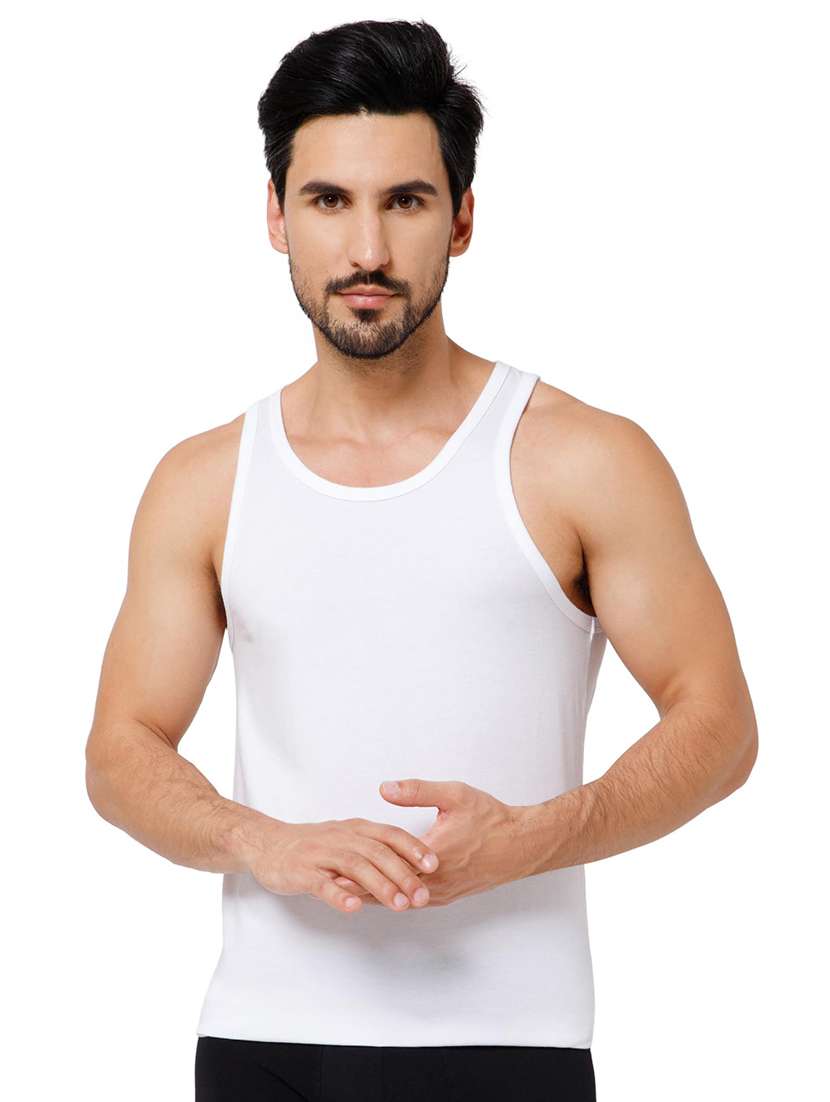 men solid scoop neck vest - 22081988 - Standard Image - 3