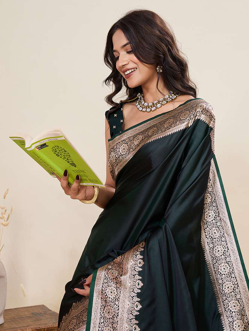 women solid with bordered saree with blouse - 22082197 - Standard Image - 3