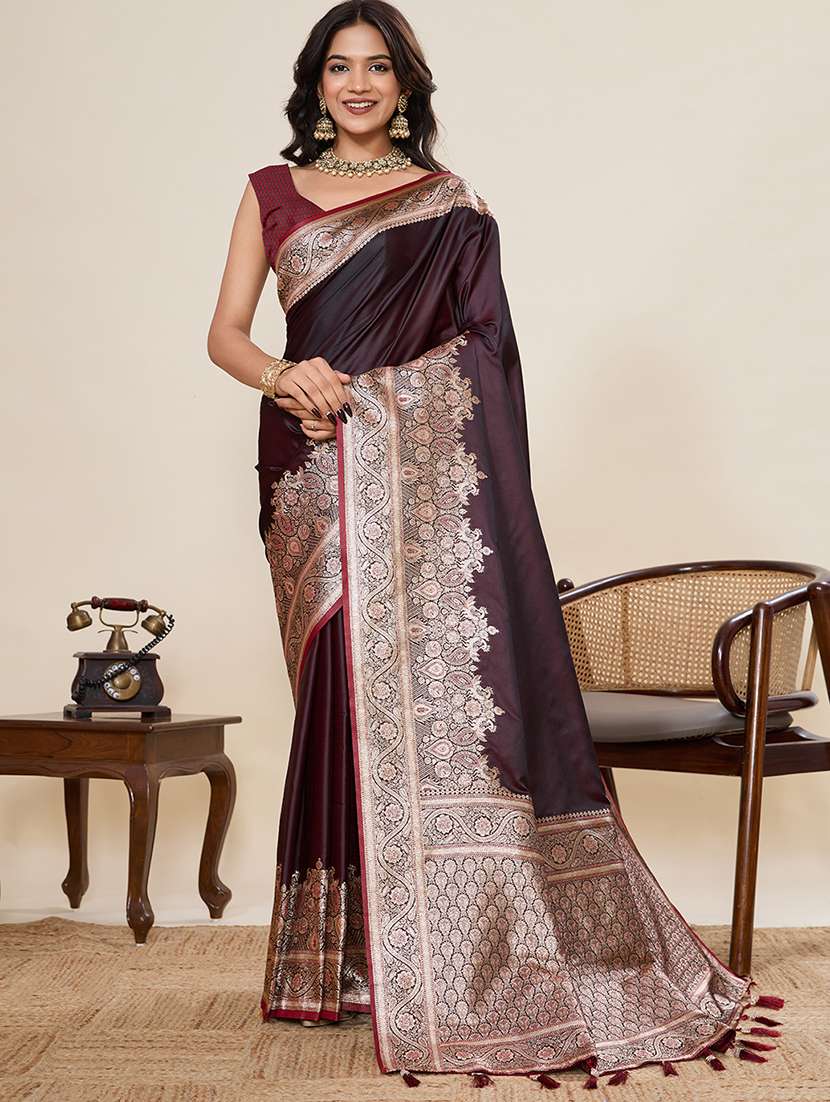 women solid with bordered saree with blouse - 22082199 -  Zoom Image - 0