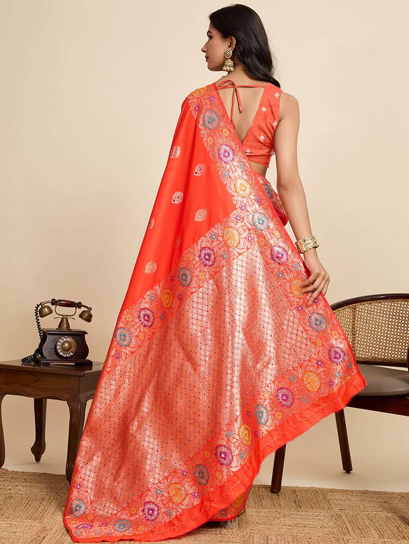 women self design banarasi saree with blouse - 22082207 - Standard Image - 3