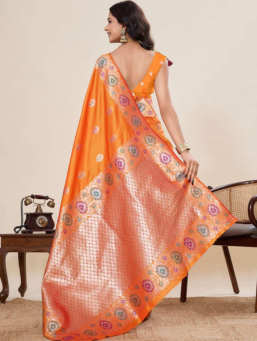 women self design banarasi saree with blouse - 22082210 -  Standard Image - 3