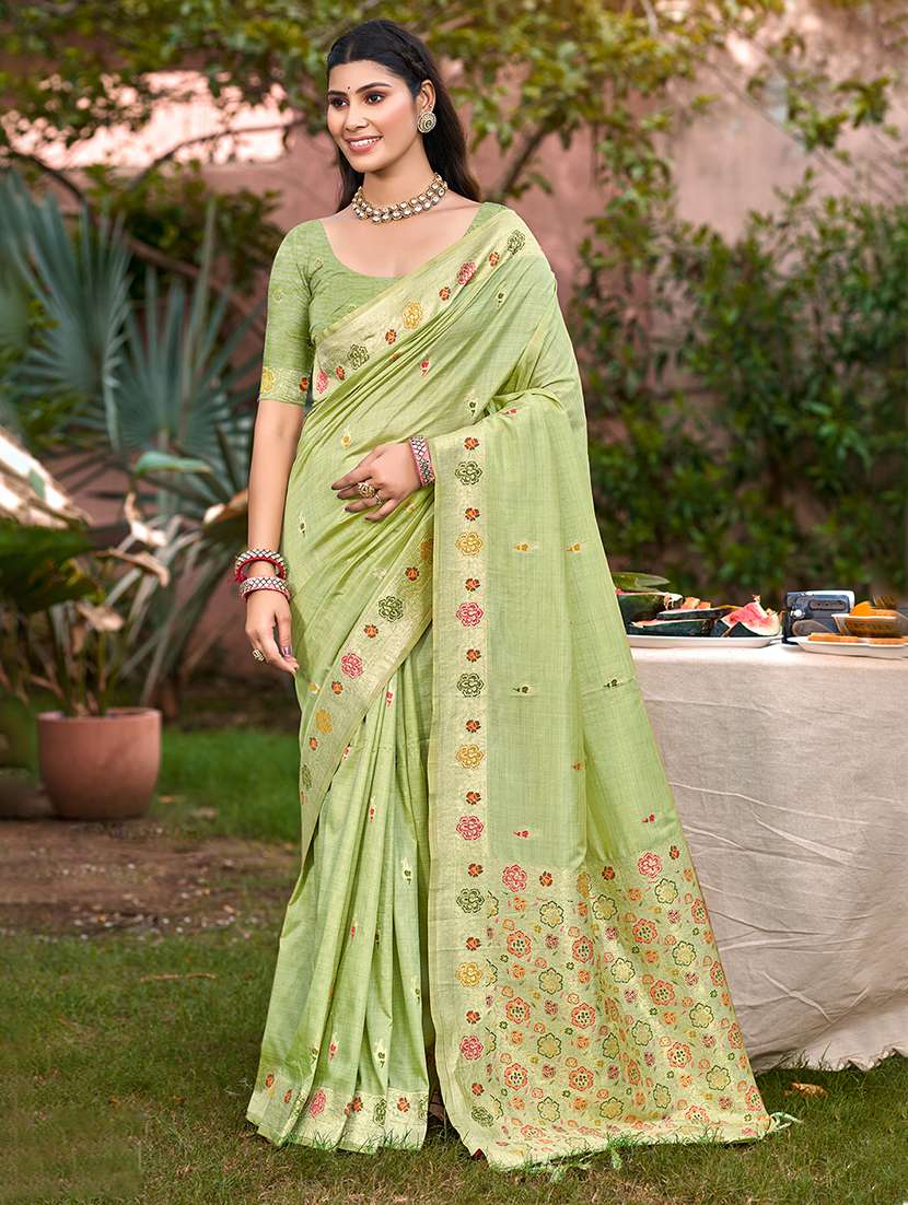 women self design assam silk saree with blouse