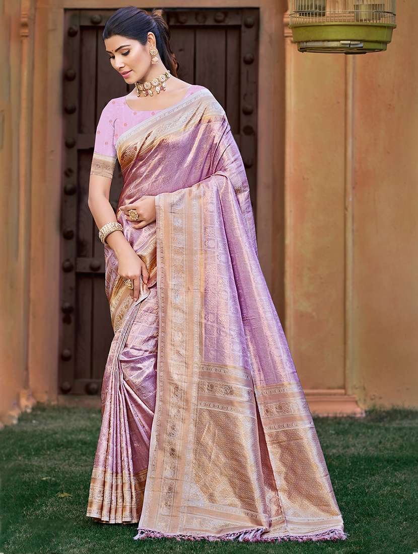 women self design kanjivaram saree with blouse