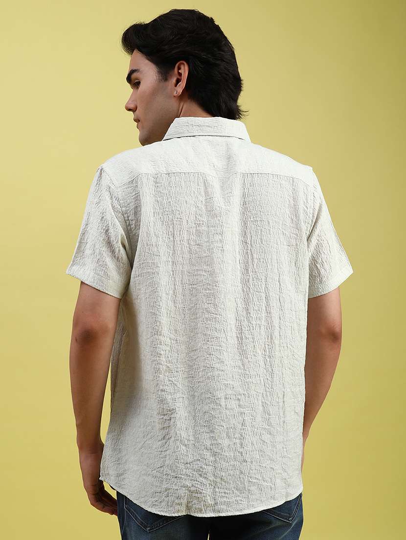 men textured short sleeves regular fit t-shirt  - 22082461 -  Standard Image - 3