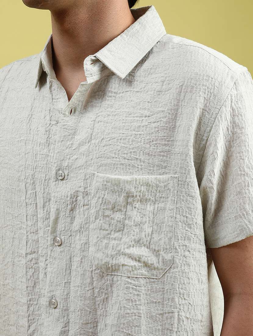 men textured short sleeves regular fit t-shirt  - 22082461 -  Standard Image - 5