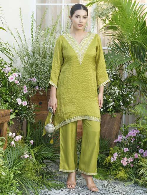 women solid three quarter sleeve kurta pant set - 22082474 -  Standard Image - 0